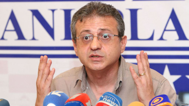 Եթե ոչ պետական լինի, նույն օրը կփակվի մեր թատրոնը, ես չգիտեմ մի թատրոն, որը կարող է ինքնաֆինանսավորմամբ ապրել. Ժիրայր Դադասյան