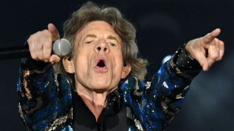 Rolling Stones 'to resume tour in July'