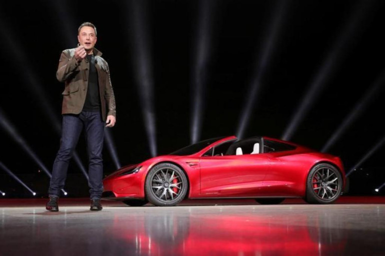 Илон Маск хочет запустить беспилотные такси Tesla в 2020 году