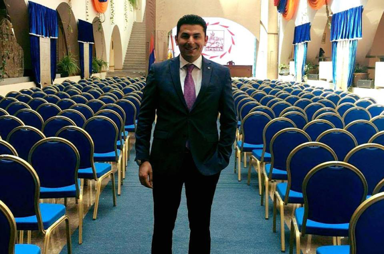Էմին Թորոսյանը նշանակվել է Պատանի հանդիսատեսի թատրոնի տնօրեն