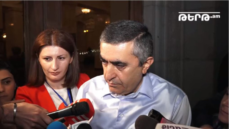 Անհնարին է, որ Արցախը հակահեղափոխական օջախ լինի․ Վահրամ Բալայան (տեսանյութ) Անհնարին է, որ Արցախը հակահեղափոխական օջախ լինի․ Վահրամ Բալայան (տեսանյութ)
