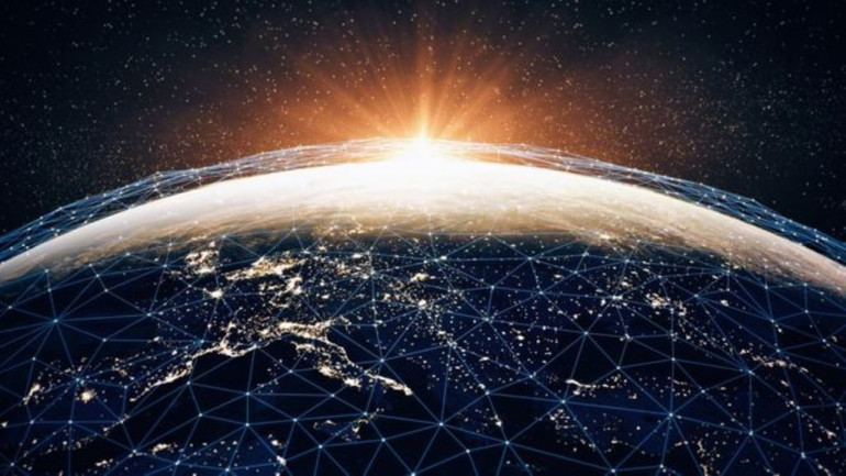 SpaceX puts up 60 internet satellites