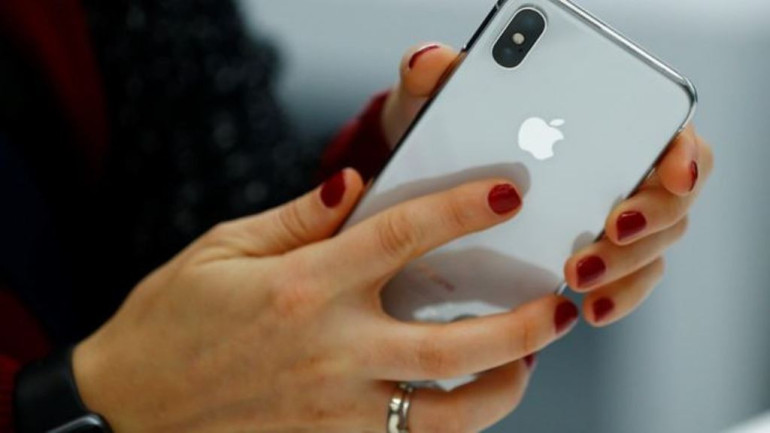 Apple dissolves iTunes into new apps