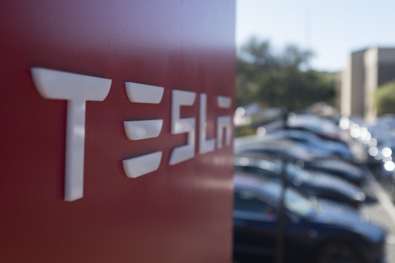 Tesla-ն արգելել է իր աշխատակիցների մուտքը սոցկայք, որտեղ նրանք կարող են բողոքել աշխատանքային պայմաններից
