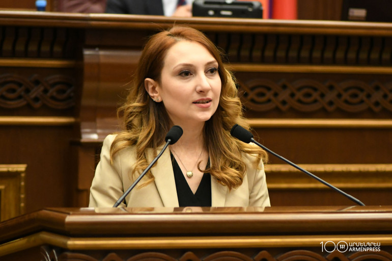 «Իմ քայլը» խմբակցությունը դժգոհություններ է ունեցել Արտակ Զեյնալյանից, բայց դրանք հրաժարականի կոչի չեն վերածվել. Լիլիթ Մակունց
«Իմ քայլը» խմբակցությունը դժգոհություններ է ունեցել Արտակ Զեյնալյանից, բայց դրանք հրաժարականի կոչի չեն վերածվել. Լիլիթ Մակունց