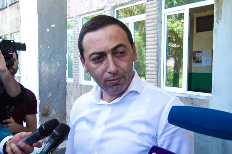 Աբովյանի գործող քաղաքապետ Վահագն Գևորգյանը հայտնել է իր հաղթանակի մասին. նա մրցակցից առաջ է անցել 409 ձայնով