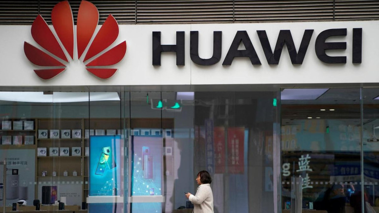 Big tech firms cut employees' access to Huawei, muddying 5G rollout