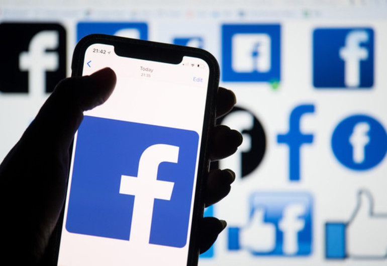 Facebook thinking about hiding like counts