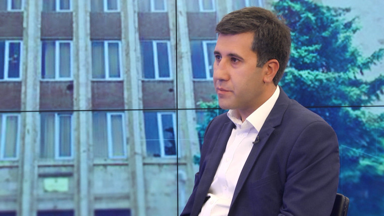 Ռ. Քոչարյանի դիմումի հիման վրա ՍԴ որոշումը տրամաբանական է, իրավական պետության դրոշն այսօր ՍԴ ներկայիս կազմի ձեռքերում է. Ռուբեն Մելիքյան (տեսանյութ)