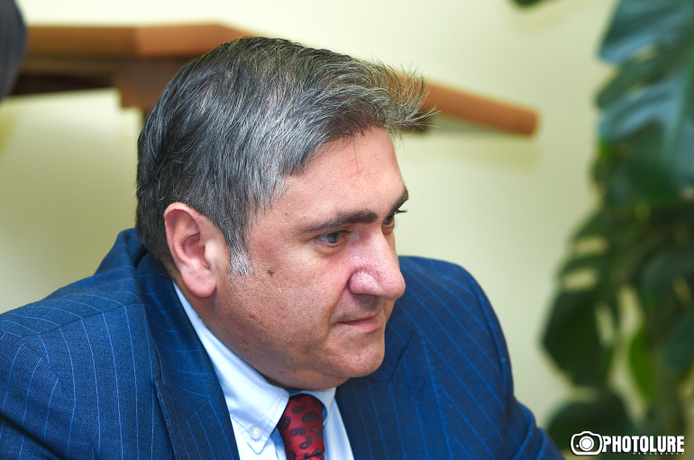 Բանկային գաղտնիքի մասին օրենքը կհանգեցնի կատաստրոֆիկ հետևանքների, բանկերից կսկսվի ավանդների արտահոսք. Արթուր Խաչատրյան Բանկային գաղտնիքի մասին օրենքը կհանգեցնի կատաստրոֆիկ հետևանքների, բանկերից կսկսվի ավանդների արտահոսք. Արթուր Խաչատրյան
