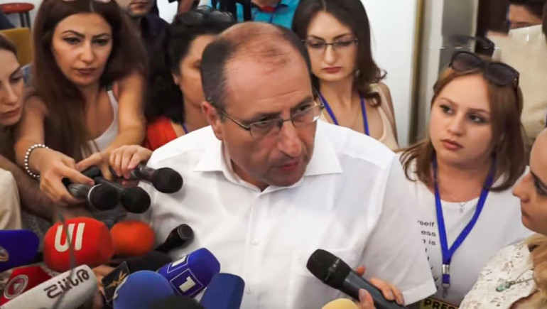 Ազգային ժողովի ճեպազրույցները՝ ուղիղ