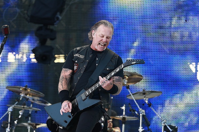 Metallica-ն չեղարկել է իր համերգային շրջագայությունը վոկալիստի՝ ալկոհոլից կախվածության պատճառով