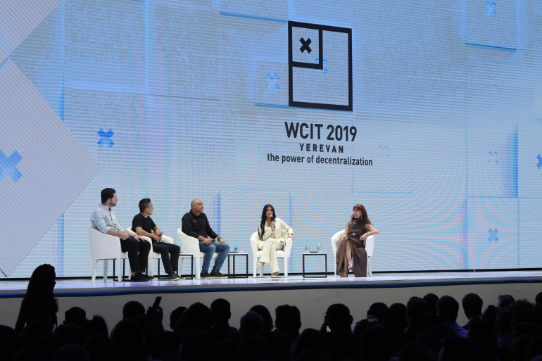 Քիմ Քարդաշյանն ու Ալեքսիս Օհանյանը WCIT-2019-ի շրջանակներում մասնակցեցին պանելային քննարկման (լուսանկարներ, տեսանյութ) Քիմ Քարդաշյանն ու Ալեքսիս Օհանյանը WCIT-2019-ի շրջանակներում մասնակցեցին պանելային քննարկման (լուսանկարներ, տեսանյութ)