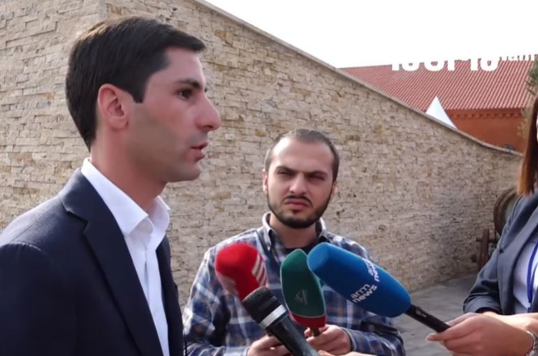 Ոստիկանությունը միշտ էլ օրվա իշխանության ծառայողն է. Արարատի մարզպետ (տեսանյութ) Ոստիկանությունը միշտ էլ օրվա իշխանության ծառայողն է. Արարատի մարզպետ (տեսանյութ)