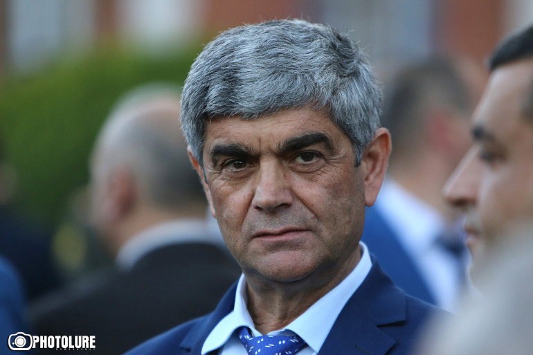 Pashinyan 'repeats Ter-Petrosyan's policy actions on Karabakh,' says politician