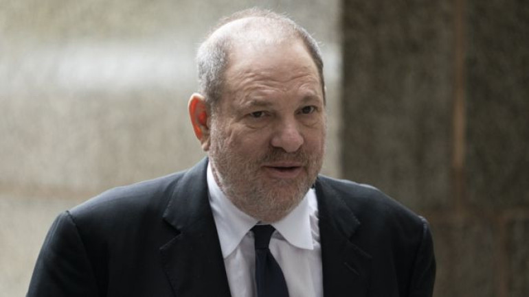 Harvey Weinstein confronted by women at New York event