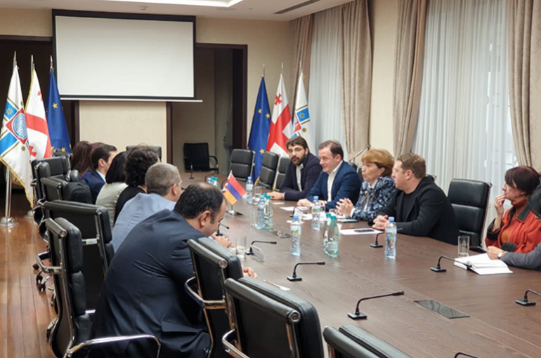 Թբիլիսիում մեկնարկել են թումանյանական օրերը. Երևանն ու Թբիլիսին կհամագործակցեն նաև քաղաքային օրենսդիր մարմինների մակարդակում