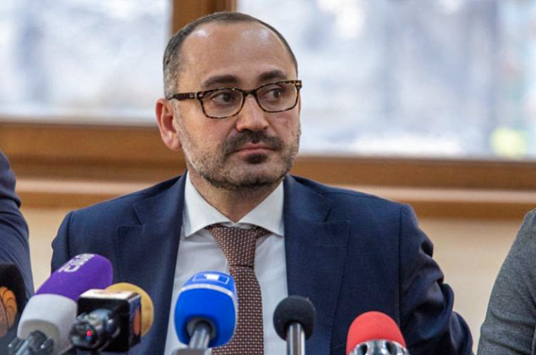 Որոշել եմ դադարեցնել Երևանի կենդանաբանական այգու տնօրենի իմ լիազորությունները․ Ռուբեն Խաչատրյան