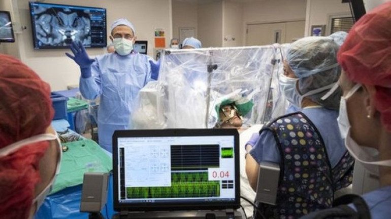 Brain implants used to fight drug addiction in US
