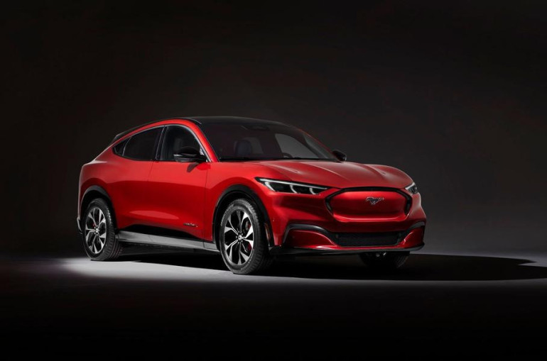 Ավելի մատչելի, քան Tesla-ն և ավելի արագ, քան Porsche-ն. Ford-ը ներկայացրել է Mustang շարքի էլեկտրամեքենան (լուսանկարներ)
