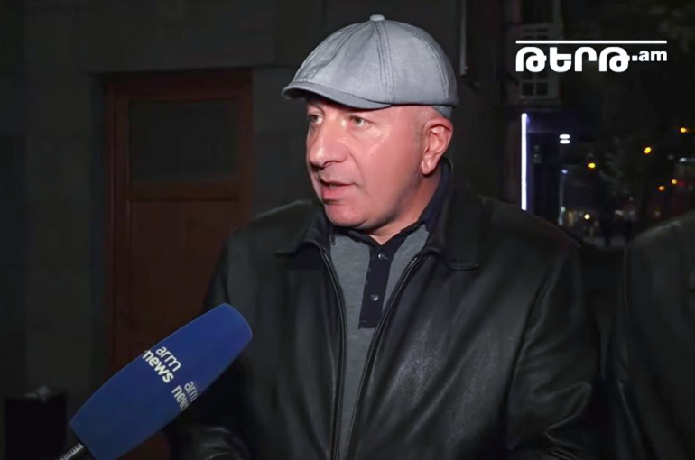 Ոչ մի հարցի լուծում չենք ստացել, բայց պայմանավորվել ենք դադարեցնել ակցիաները և ևս 2 անգամ հանդիպել. Ավտոներկրողների միության նախագահը՝ ՊԵԿ փոխնախագահի հետ հանդիպման մասին (տեսանյութ) Ոչ մի հարցի լուծում չենք ստացել, բայց պայմանավորվել ենք դադարեցնել ակցիաները և ևս 2 անգամ հանդիպել. Ավտոներկրողների միության նախագահը՝ ՊԵԿ փոխնախագահի հետ հանդիպման մասին (տեսանյութ)