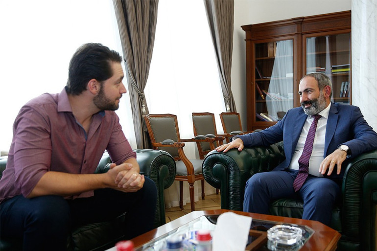 «Խնդիր չկա». Ալեքսիս Օհանյանը նույնպես ընդունել է Նիկոլ Փաշինյանի՝ «Հայաստան» համահայկական հիմնադրամին ամսական 23 դոլար նվիրաբերելու մարտահրավերը