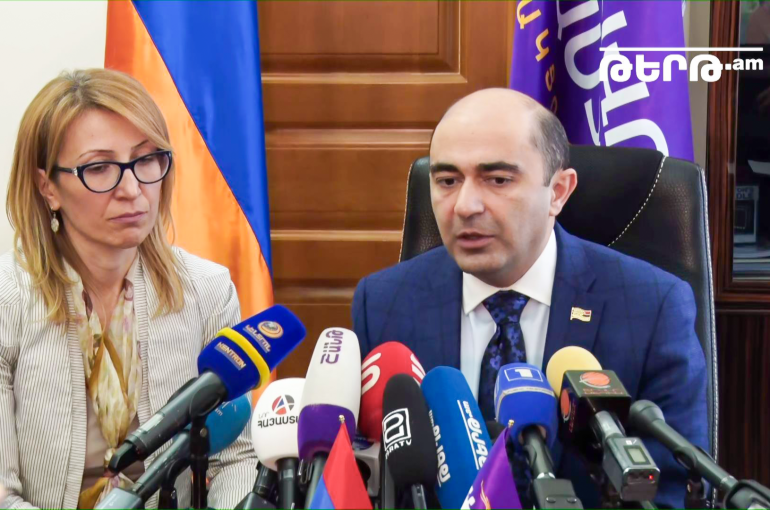 «Լույս» խմբակցության գործունեությունը համահունչ չէ ԼՀԿ օրակարգին, քննարկում ենք ավագանիում մեր ներկայության նպատակահարմարությունը․ Թանդիլյանը՝ Խաժակյանի հնարավոր հետկանչի մասին (տեսանյութ)