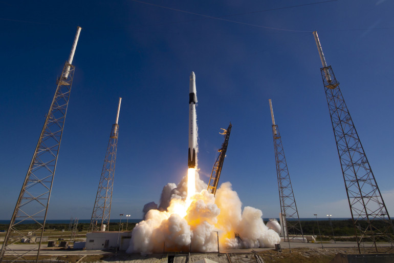 SpaceX Falcon 9 launches heavyweight satellite into Orbit