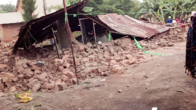 Rwanda destroys homes facing climate challenge