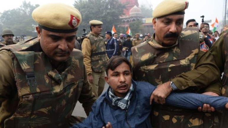 India police detain hundreds in Citizenship Act protests