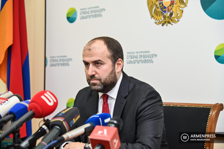 Ամուլսարի հետ կապված օրենքի տառին համաձայն փորձաքննություններ դեռ չեն իրականացվում, փոխարենը կան գործընթացներ մի քանի անհամաձայնությունների վերաբերյալ․ Էրիկ Գրիգորյան (տեսանյութ) Ամուլսարի հետ կապված օրենքի տառին համաձայն փորձաքննություններ դեռ չեն իրականացվում, փոխարենը կան գործընթացներ մի քանի անհամաձայնությունների վերաբերյալ․ Էրիկ Գրիգորյան (տեսանյութ)
