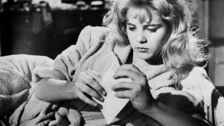 Lolita star Sue Lyon dies aged 73
