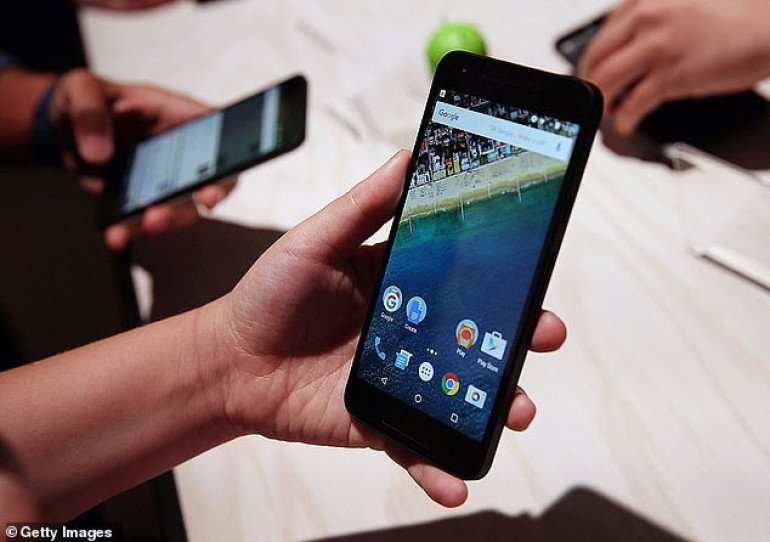 Cybersecurity firm discovers 17 Android apps that secretly flood users' phones with pop-up ads