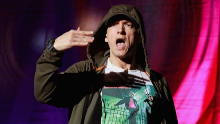 Eminem criticized for rap about Manchester