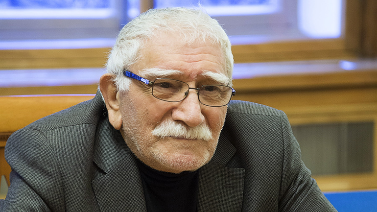 Друг Джигарханяна рассказал о его самочувствии