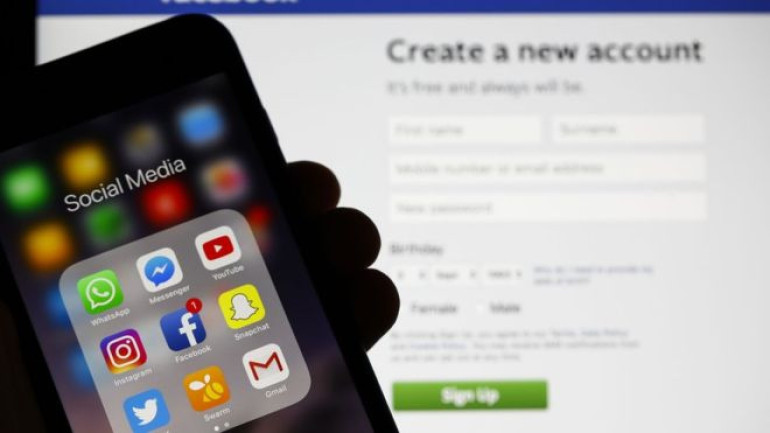 Facebook and YouTube moderators sign PTSD forms