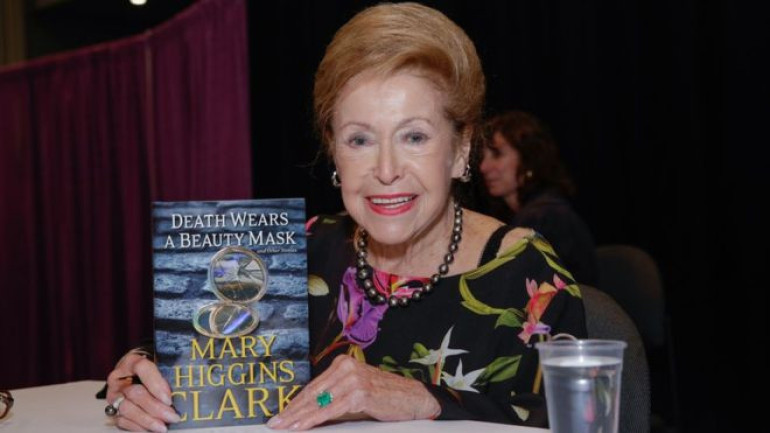 Best-selling US author Mary Higgins Clark dies at 92