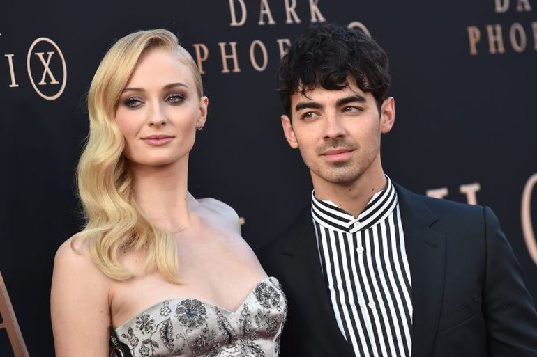Sophie Turner And Joe Jonas Are Expecting Their First Baby