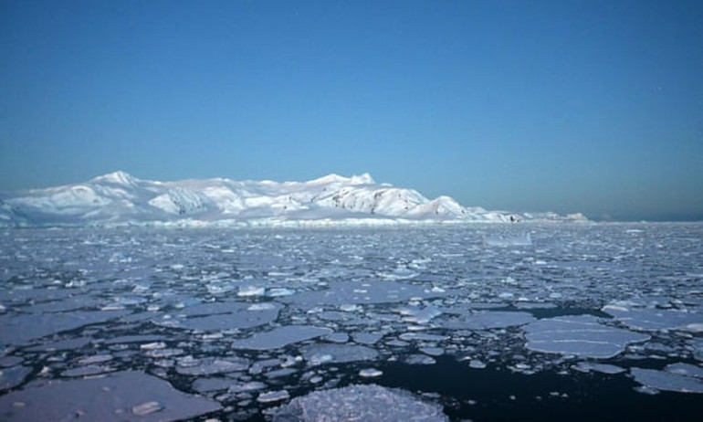 Antarctic temperature rises above 20C for first time on record