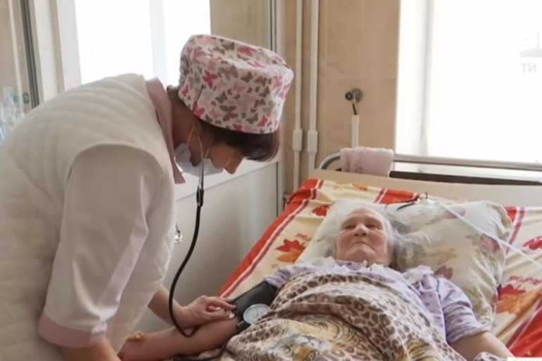 83-ամյա ուկրաինուհին «վերակենդանացել» է իր թաղման արարողությունը կազմակերպելուց հետո (տեսանյութ) 83-ամյա ուկրաինուհին «վերակենդանացել» է իր թաղման արարողությունը կազմակերպելուց հետո (տեսանյութ)