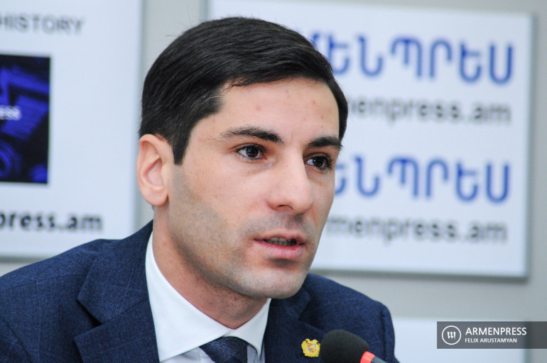 Ավշարի նախկին դպրոցը վաճառքի էր հանվել List.am-ում. հարուցվել է քրգործ. Գարիկ Սարգսյանը մանրամասներ է հայտնել Ավշարի նախկին դպրոցը վաճառքի էր հանվել List.am-ում. հարուցվել է քրգործ. Գարիկ Սարգսյանը մանրամասներ է հայտնել