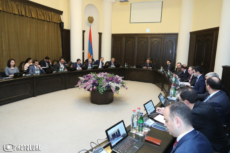 Armenian government approves state of emergency plan Armenian government approves state of emergency plan