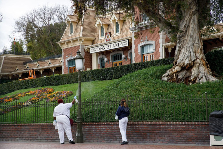 Disney отправляет работников в неоплачиваемый отпуск