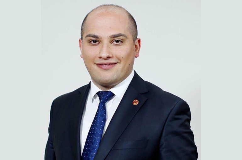 Ավարտում եմ իմ աշխատանքը Երևանի քաղաքապետարանում՝ 2018-ից ստեղծված և օրեցօր զարգացող ոչ աշխատանքային, անառողջ մթնոլորտի պատճառով. Նարեկ Թադևոսյան