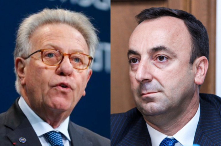 Ցավում եմ, որ Հայաստանում սահմանադրական փոփոխությունները չեն համապատասխանում Վենետիկի հանձնաժողովի հստակ հանձնարարականներին․ Ջիանի Բուքիքիոն նամակ է հղել ՍԴ նախագահ Հրայր Թովմասյանին Ցավում եմ, որ Հայաստանում սահմանադրական փոփոխությունները չեն համապատասխանում Վենետիկի հանձնաժողովի հստակ հանձնարարականներին․ Ջիանի Բուքիքիոն նամակ է հղել ՍԴ նախագահ Հրայր Թովմասյանին