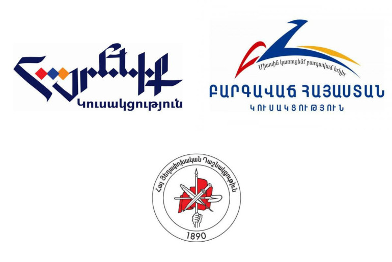 Opposition parties blast government for 'usurping powers of Constitutional Court'