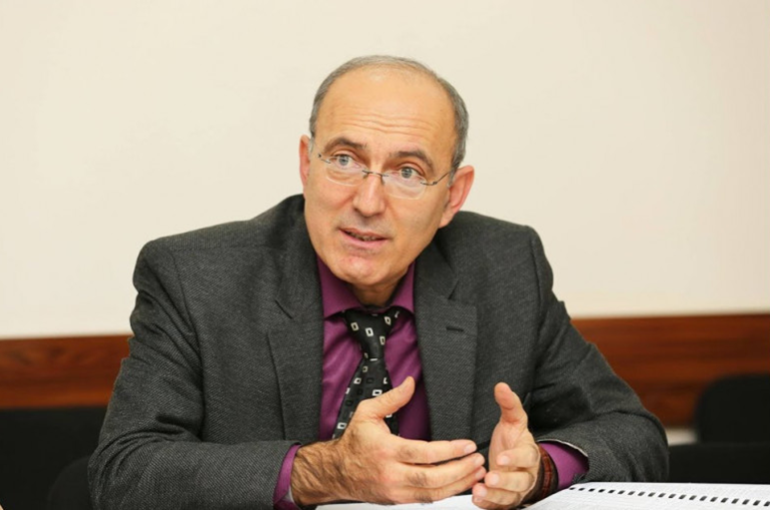 Մեր պահանջն է, որ Արցախի Սահմանադրությամբ ամրագրված սահմանները պահպանվեն. Վահրամ Բալայանը՝ Զոհրաբ Մնացականյանի հետ իրենց հանդիպման մասին