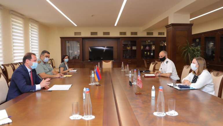 Armenia-US defense cooperation discussed in Yerevan
Armenia-US defense cooperation discussed in Yerevan