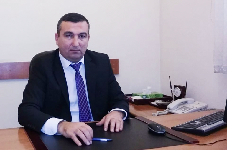 Արտակարգ դրության շրջանը ցույց է տալիս՝ իշխանությունների համար կապ չունի, որ տնտեսական ցուցանիշները վատացել են, շարունակվում են ծրագրեր, որոնք կապ չունեն ճգնաժամի առաջացրած իրավիճակի հետ. տնտեսագետ