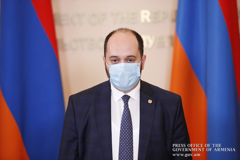 Ռեկտորների հետ հանդիպումից հետո շուտով պարզ կլինի՝ կբացվեն համալսարաները, թե ոչ. Արայիկ Հարությունյան Ռեկտորների հետ հանդիպումից հետո շուտով պարզ կլինի՝ կբացվեն համալսարաները, թե ոչ. Արայիկ Հարությունյան